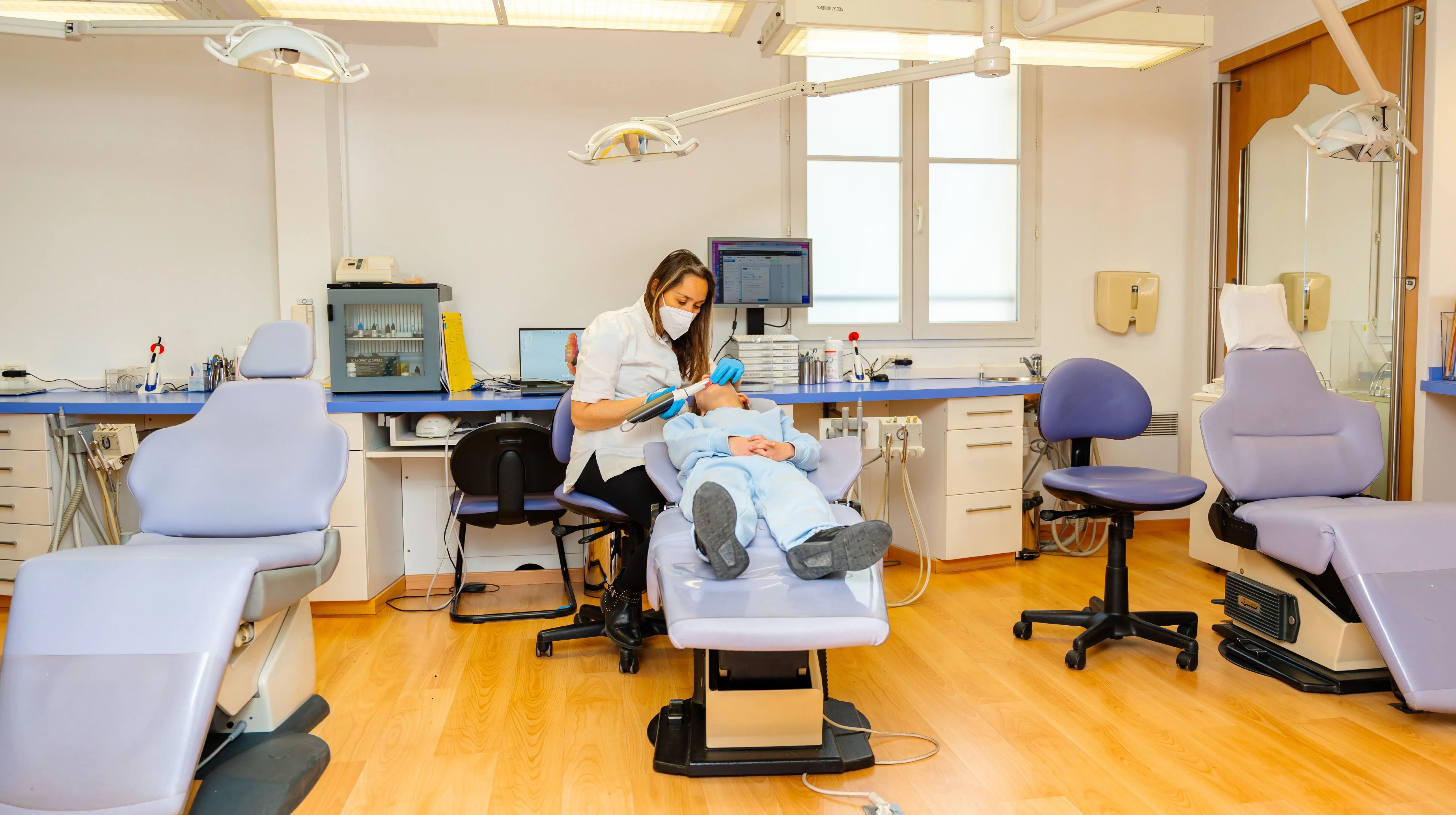 Orthodontiste Puteaux 92800 traitement lingual